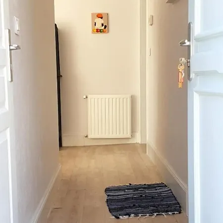 Moulins, 2 Pieces, 2 Personnes - Fr-1-489-282 Apartmán
